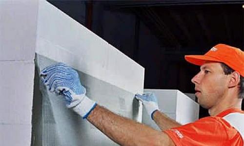 Cum să finisați corect o fațadă folosind spumă de plastic folosind tencuială pentru fațadă