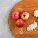 Strudel de manzana elaborado con hojaldre Rollitos de hojaldre con manzanas