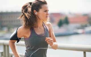 Cómo respirar correctamente mientras corres Cómo empezar a correr por la mañana: reglas básicas