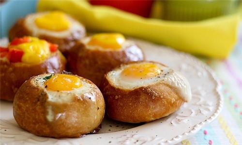 Bollos de masa de levadura con relleno al horno: recetas y consejos de pasteleros Receta de bollos con relleno al horno