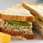 Sendviči s tuno in kumarami Recepti za sendviče s tuno