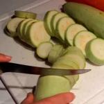 Gebratene Zucchini: leckere Rezepte