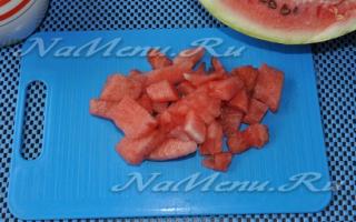 Jednoduché recepty krok za krokom na melónový džem na zimu doma, so želatínou a bez nej